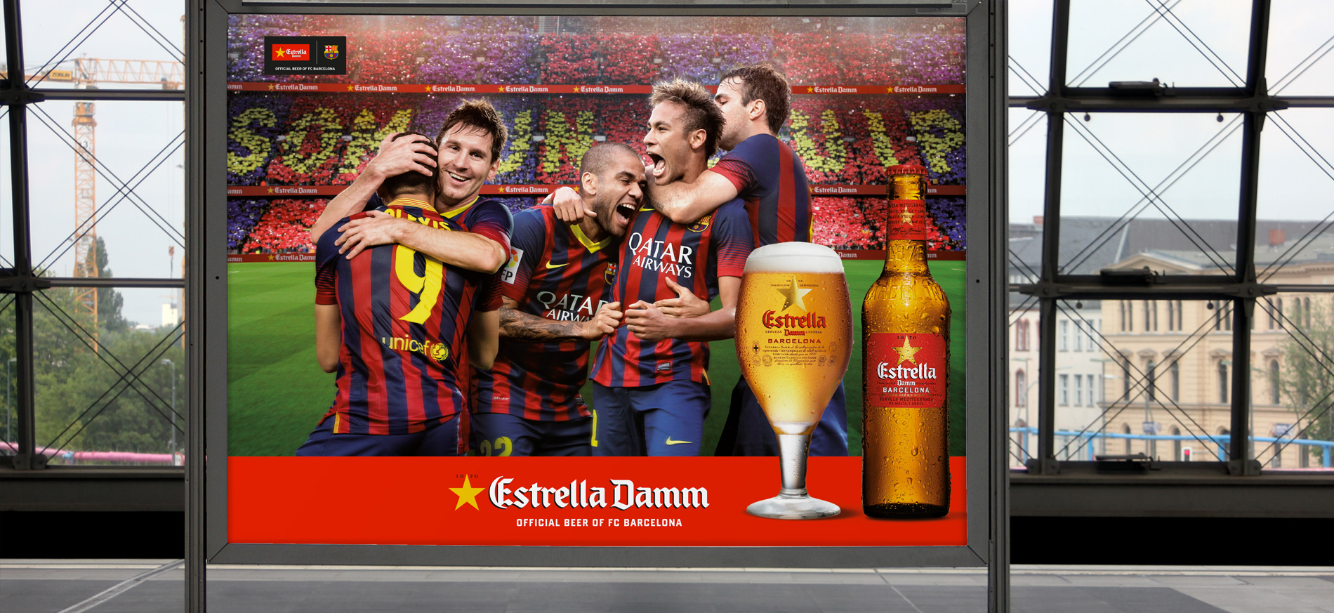 Diseño Carteles FC Barcelona y Estrella Damm de Grupo Damm por Puigdemont Roca Design Agency